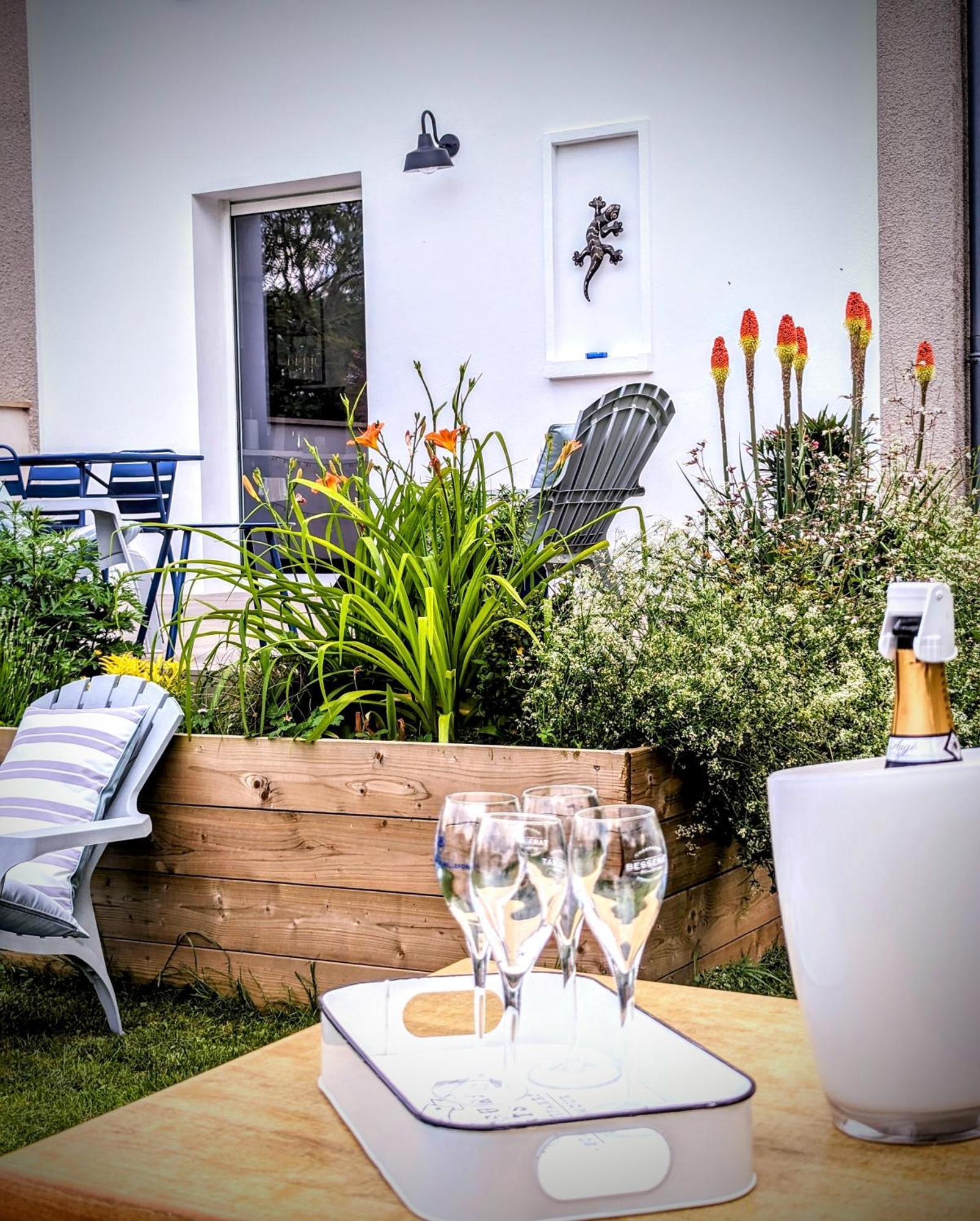 Le Cemarose: Spa, Jardin, Terrasse Et Jolie Vue Au Coeur D'Épernay Exteriör bild