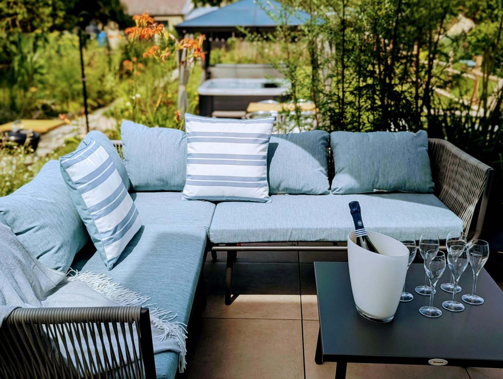 Le Cemarose: Spa, Jardin, Terrasse Et Jolie Vue Au Coeur D'Épernay Exteriör bild
